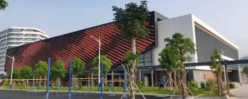 Giomnáisiam Struchtúr Truss Spáis